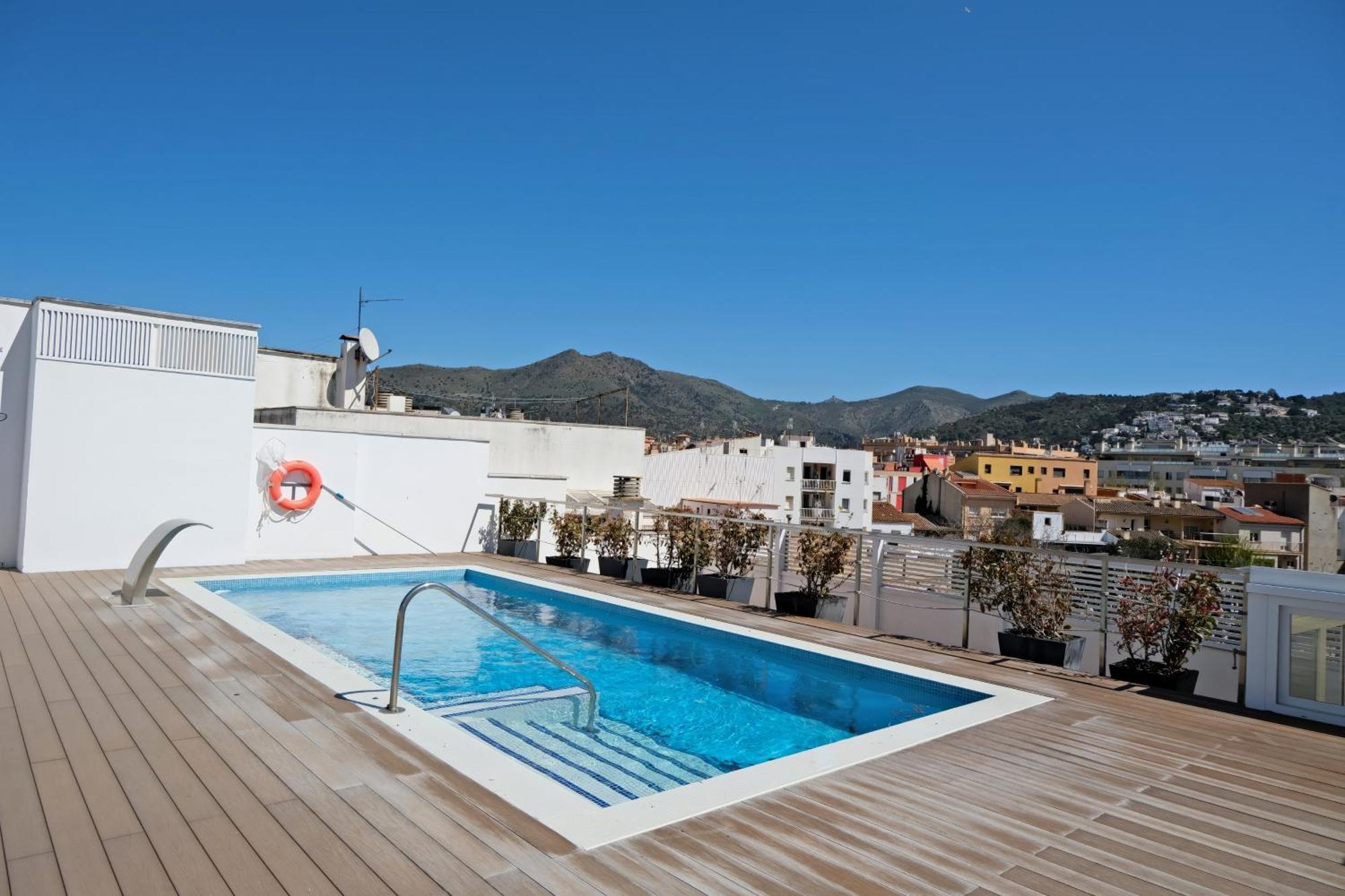 Hotel Marina Roses Exterior photo